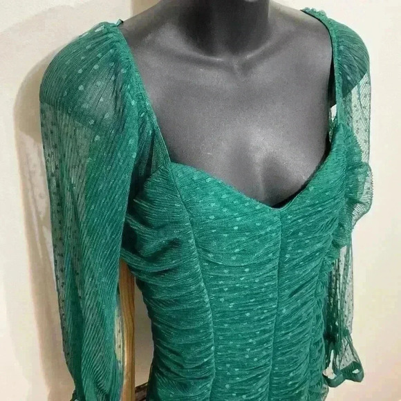 Haute Monde, Mini dress Green, Ruched Mesh Long Sleeve, Size Large - Picture 2 of 11